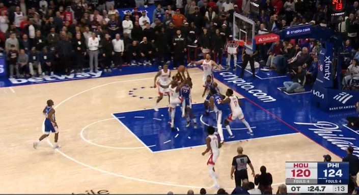 亚博体育APP-火箭76人裁判报告：漏吹杜兰特明显干扰球 加时杜兰特被犯规漏吹