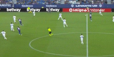 1629670487470065547.gif 亚博体育app登录-【西甲】维尼修斯2度扳平 贝尔头筹本泽马2传皇马平