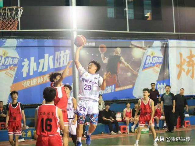 亚博体育app登录-篮球少年！贵港这场篮球联赛好燃，你的青春里有没有一场篮球赛？|啦啦队|贵港市|冠军|体育|男子组_新浪体育_新浪新闻